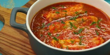 Lombos de Bacalhau Fresco em Molho de Tomate