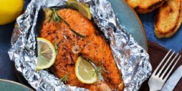 Salmão no Forno em Papelote